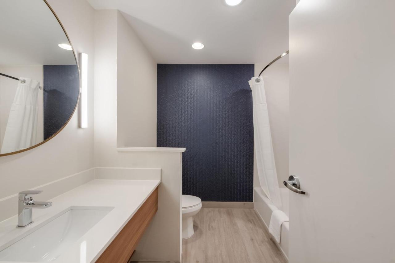 Fairfield By Marriott Inn & Suites Virginia Beach Town Center Εξωτερικό φωτογραφία